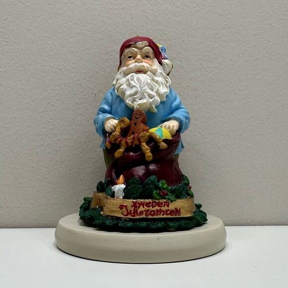 Sweden | Ellie’s Kitchen | Santa’s of the World Figurine - Picture 1 of 14